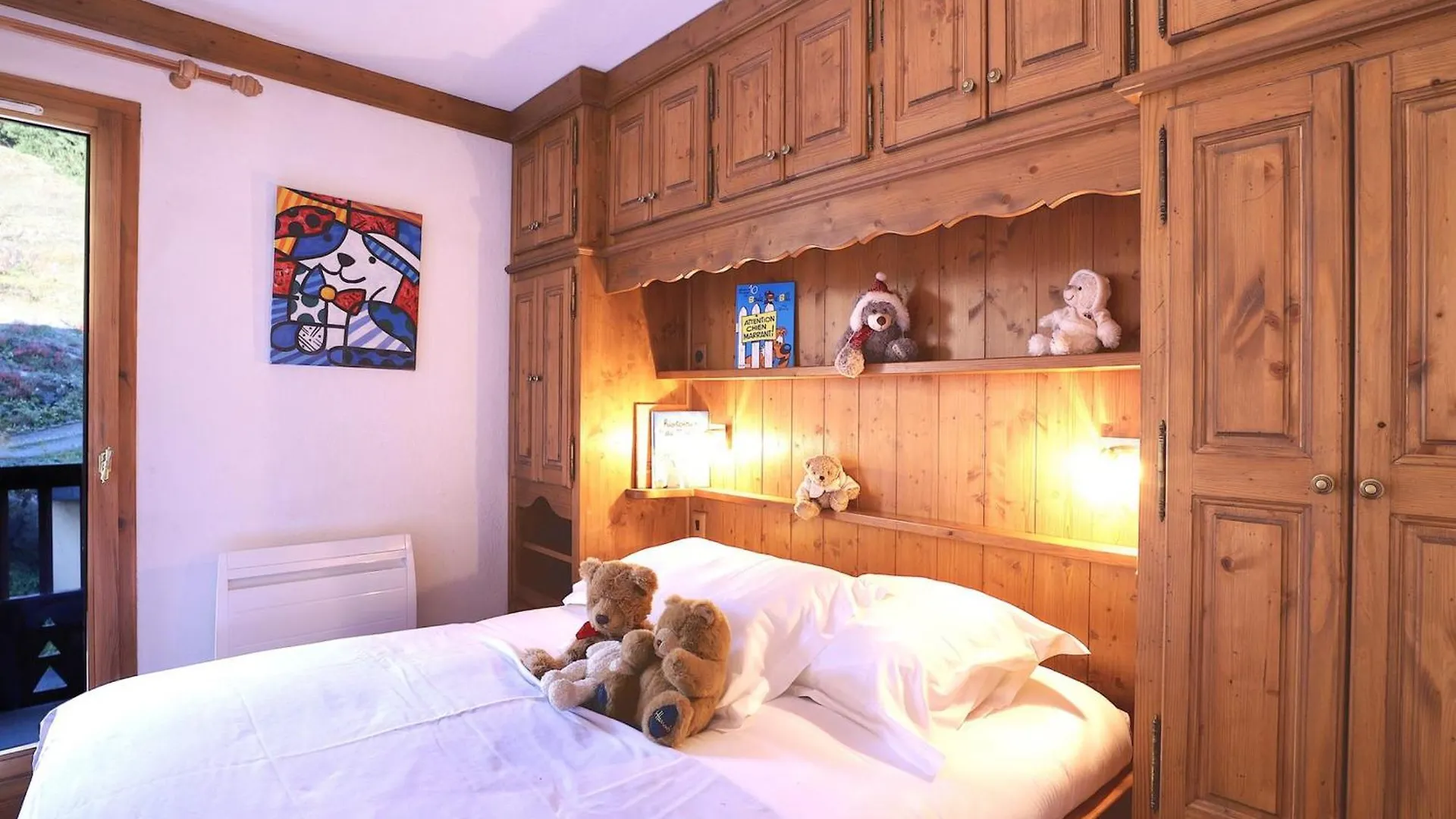 Courchevel: Skis Aux Pieds, 3 Ch, Wifi, Parking, 4 Pers - Fr-1-575-24 Apartment